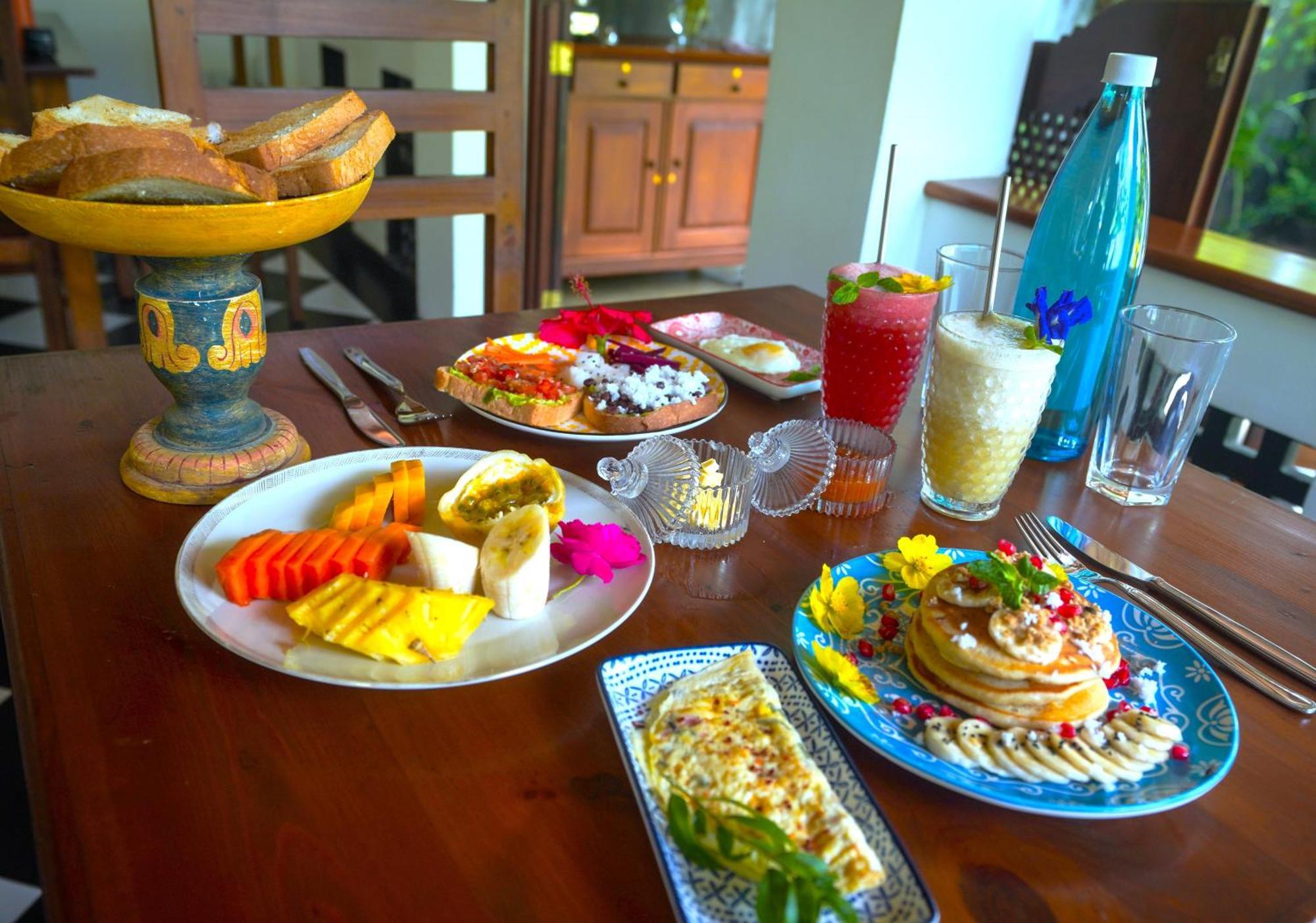 Casa Tharin Madiha Bed and Breakfast Matara Eksteriør billede