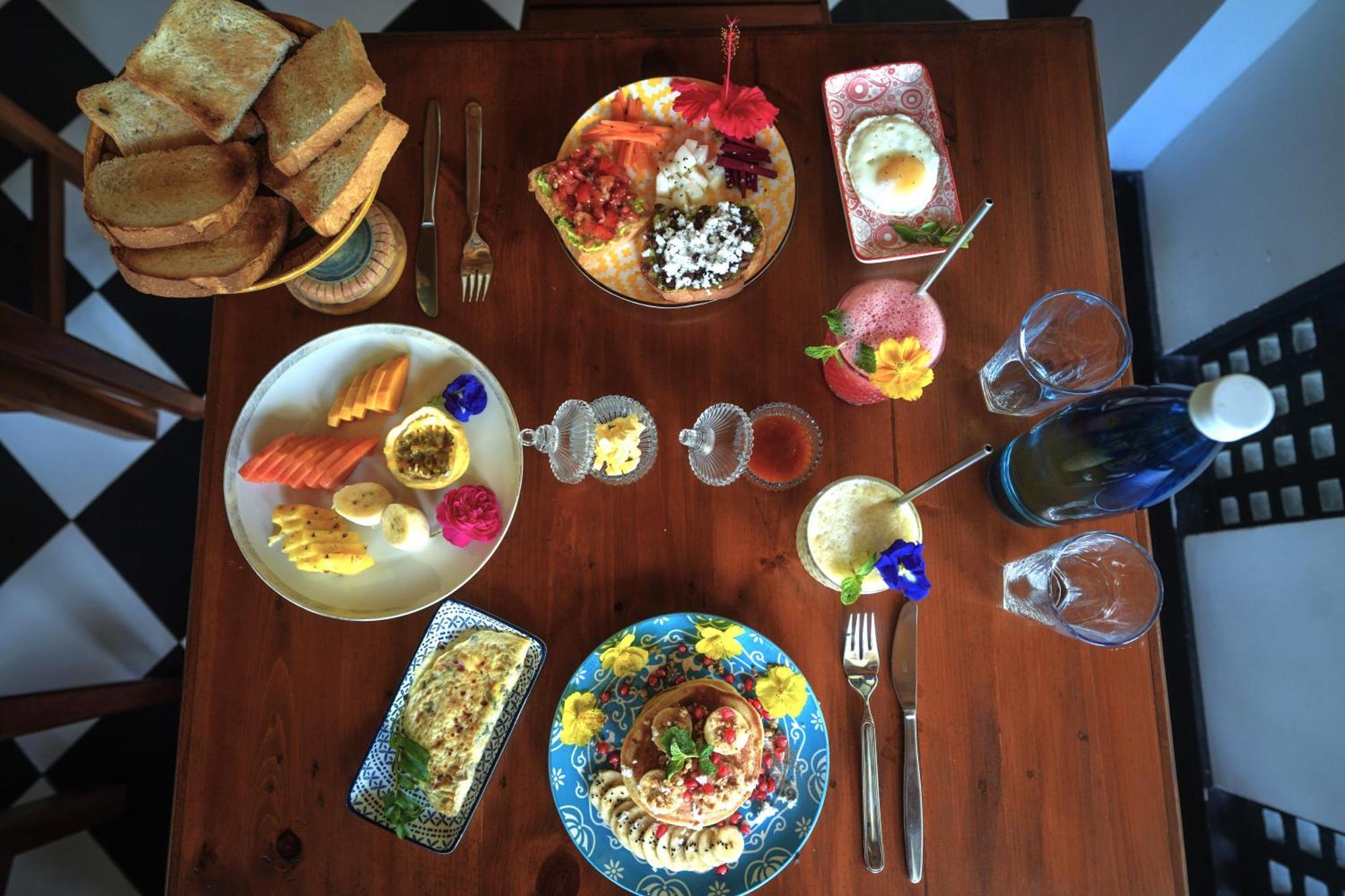 Casa Tharin Madiha Bed and Breakfast Matara Eksteriør billede